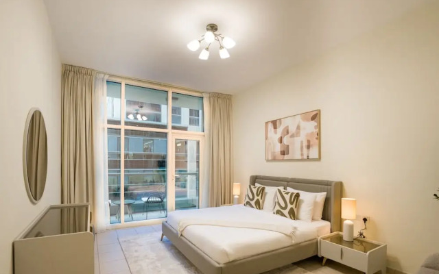 Easygo- Spacious 1bdr Bay Square Busbay