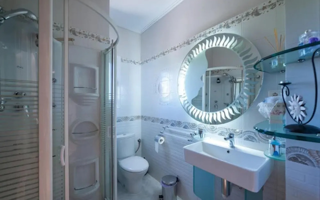 Villa Serenity House of an Elegant Immaculate Luxury Authentic Relaxing Space