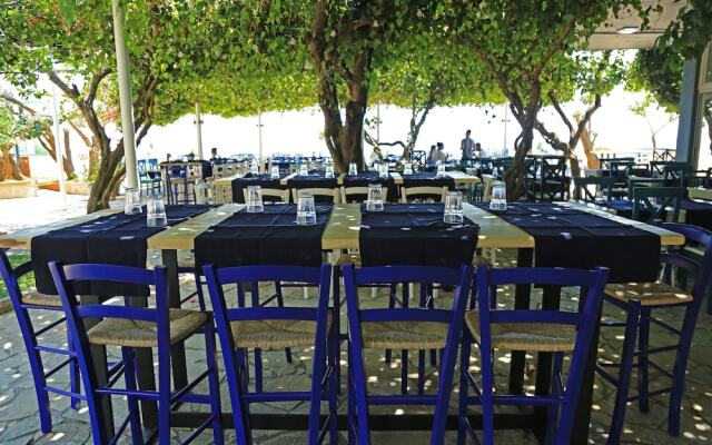 Drymades Resort