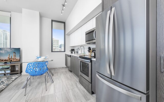 Bluebird Suites Downtown Brickell