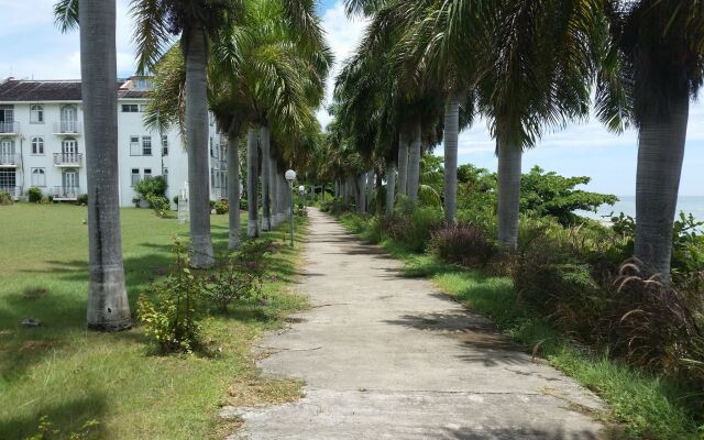 Seacastles Exora Beach Suite