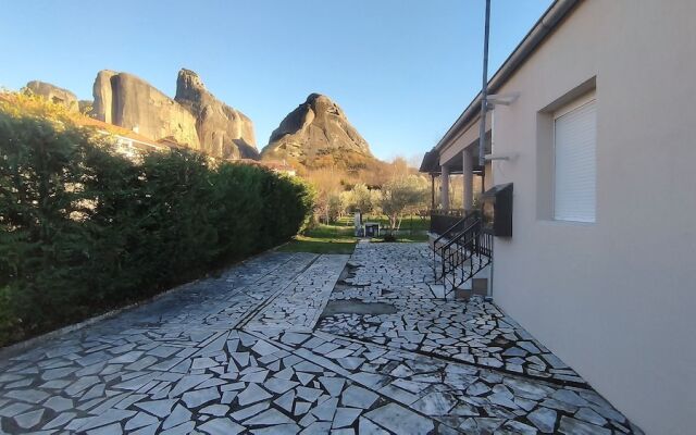 Kastraki House with a view