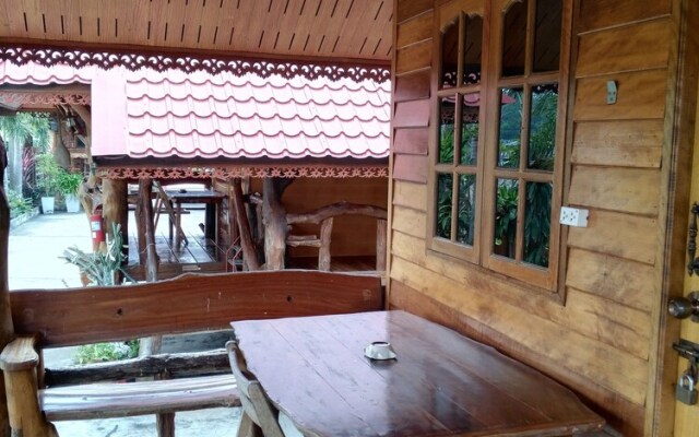 Ruenmai Homestay