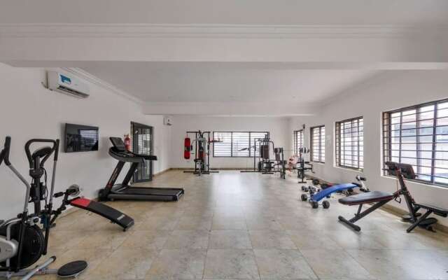 On Ikate Elegushi beach - 3bedroom home