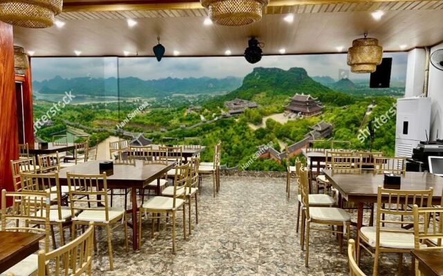 Trang An Resort