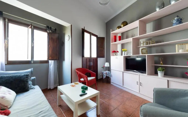 Balcony Spacious 2BR Historic Centre Arucas