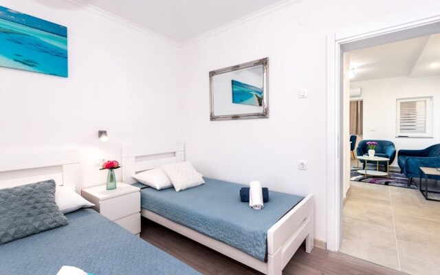 Orso - 200 m From sea - A5