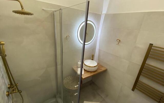 Patras Golden Suite