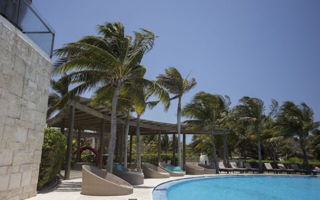 Beautiful Beachfront Apartments