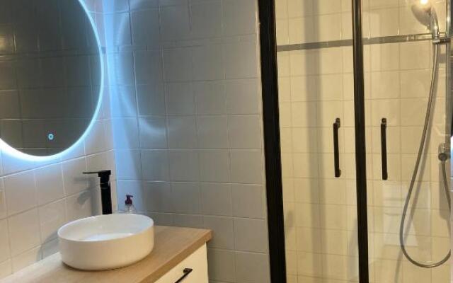 Superbe appartement restauré avec vue sur mer.