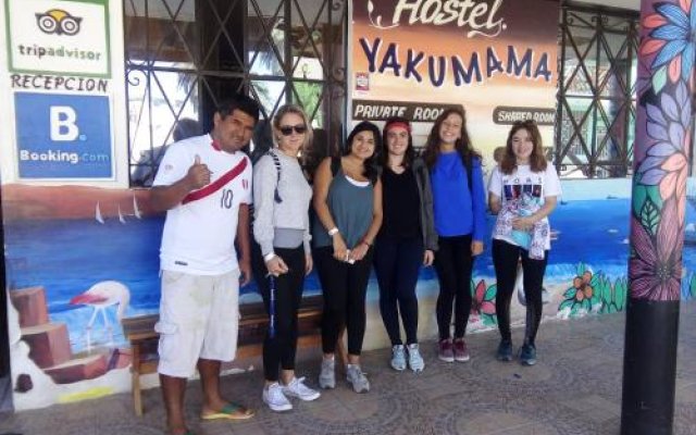 Hostel Yakumama Paracas
