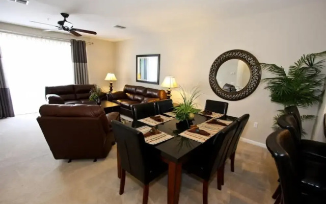 4845 Vista Cay