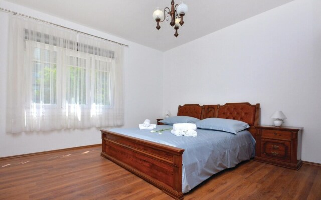 Nice Home in Split With Wifi and 4 Bedrooms