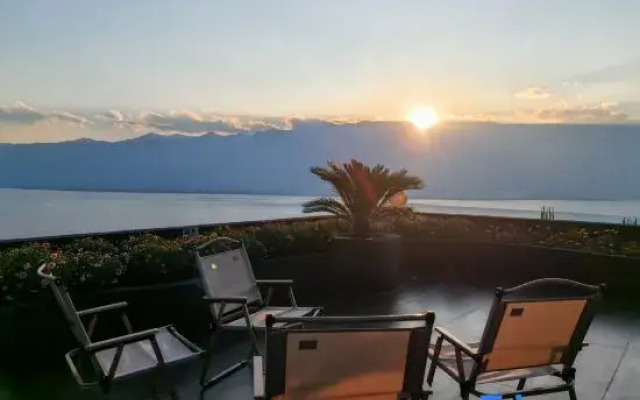 Dali Yunshang Zhanxi Banshan Seaview Homestay