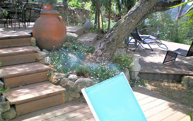 Au Jardin Des Couleurs