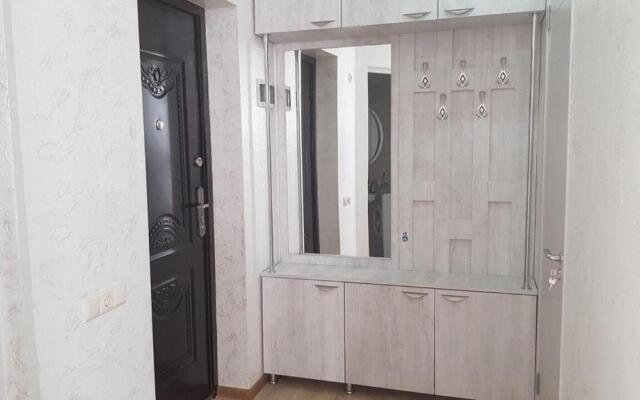 94 Zurab Gorgiladze Street