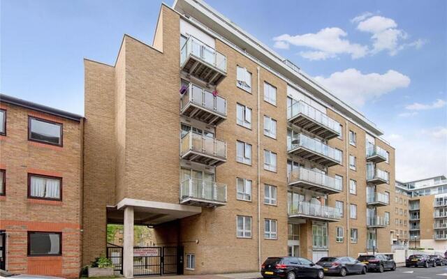 Lovely 1-bed Apartment in London by the Harbour