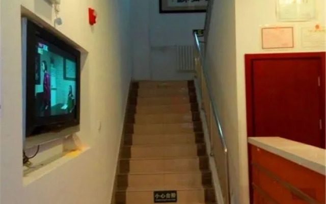Liru Tujia Hostel
