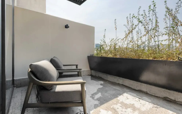 w Prestigious 3BR w Terrace in Polanco