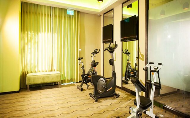 CHECK inn SELECT Hualien LinSen