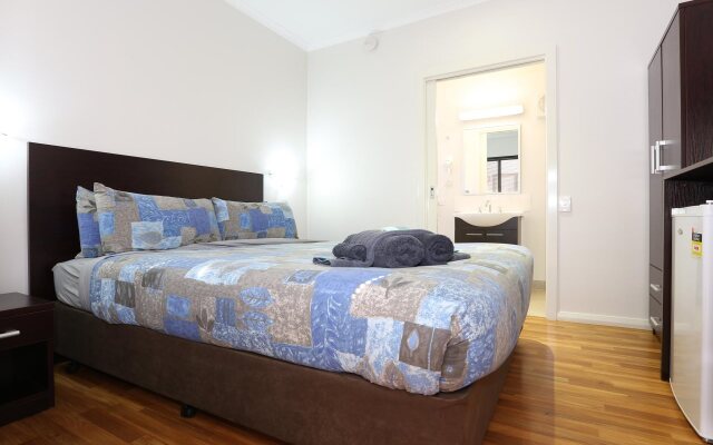 Mia Mia House in the Desert