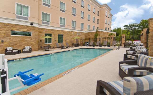 Holiday Inn Austin Airport by IHG