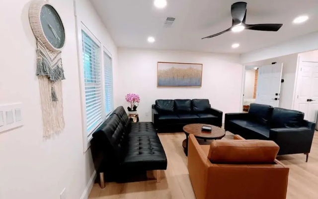 10 Burnett Home