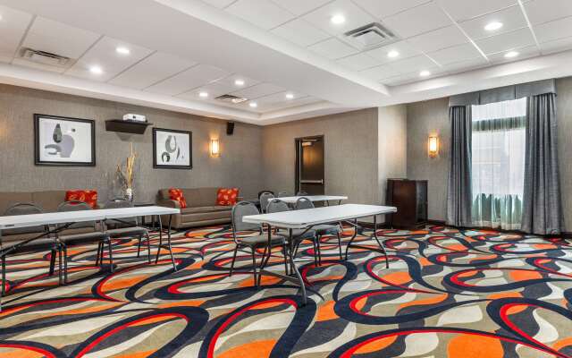 Best Western Plus Coweta's 1st Hotel