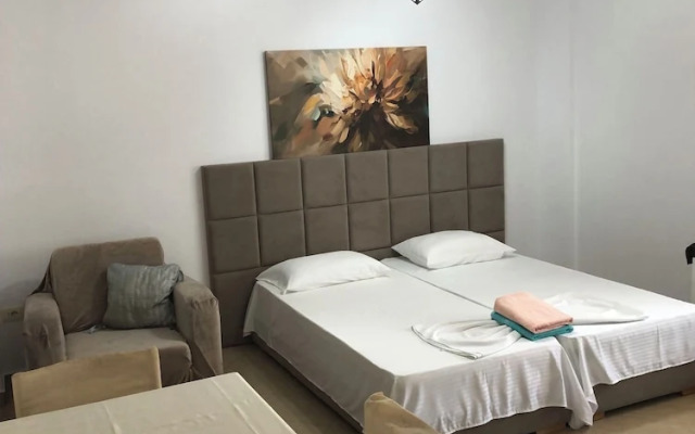 Monas Guesthouse