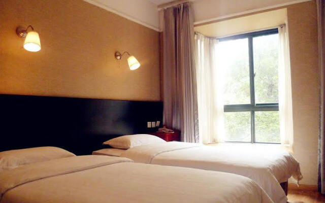 Chengdu Shuangliu Aishang Business Hotel