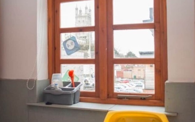 Lovely Holiday Home in Gloucester Near Waterways Museum