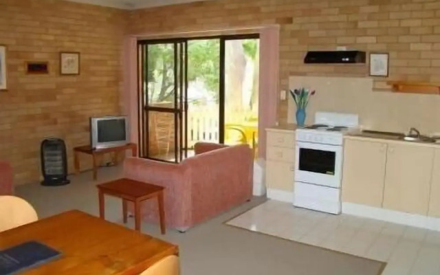 Noosa Yallambee Holiday Apartments
