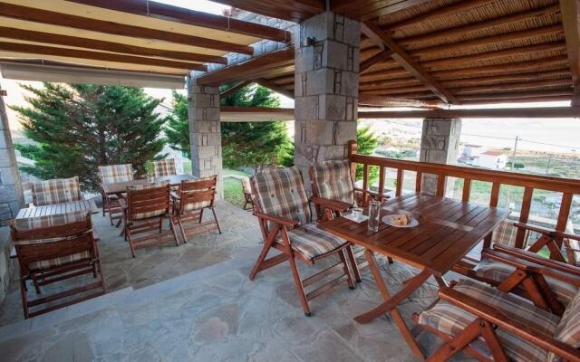 Lithoessa Traditional Rooms