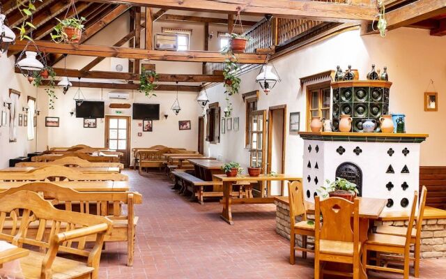 Gastland M1 Hotel & Restaurant