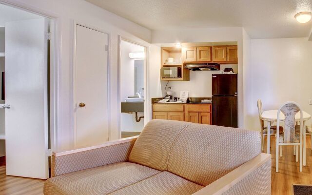 Motel 6 Coos Bay #1244