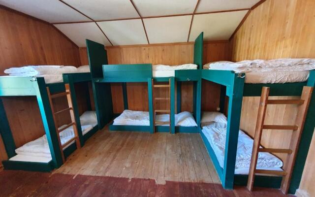 Lake Lodge Hostel
