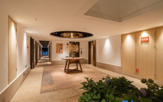 Xichang Guanhai Tingtao Art Hotel