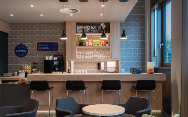 Holiday Inn Express and Suites Potsdam by IHG