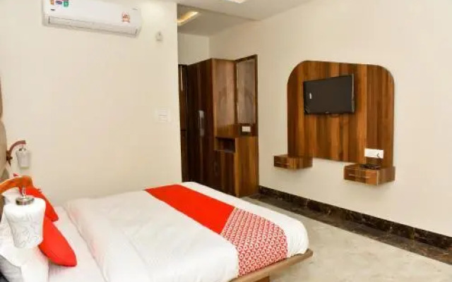 Hotel Crown Inn By OYO