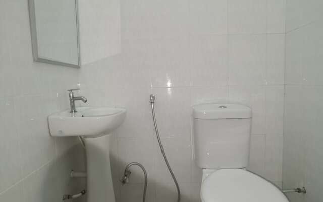 OYO 89951 Maa Hari Hotel