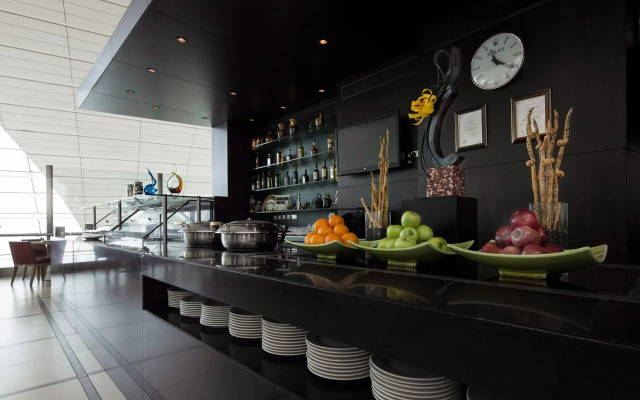 Dubai International Airport Hotel