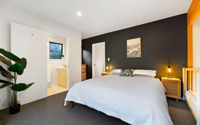Queenstown Retreat