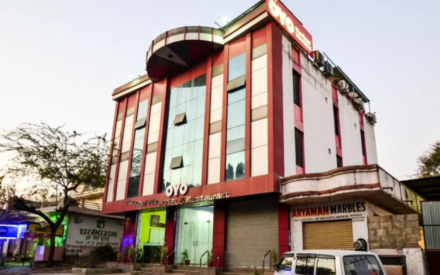 The Royal Villa And Restaurant By OYO Rooms