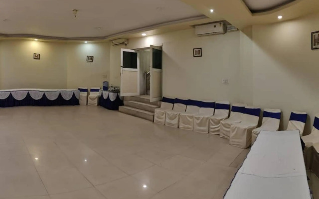 Hotel Amar Palace