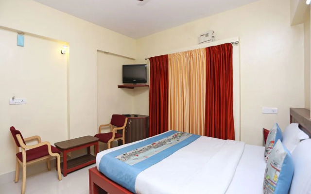 OYO 9904 Vyshakh Hotel