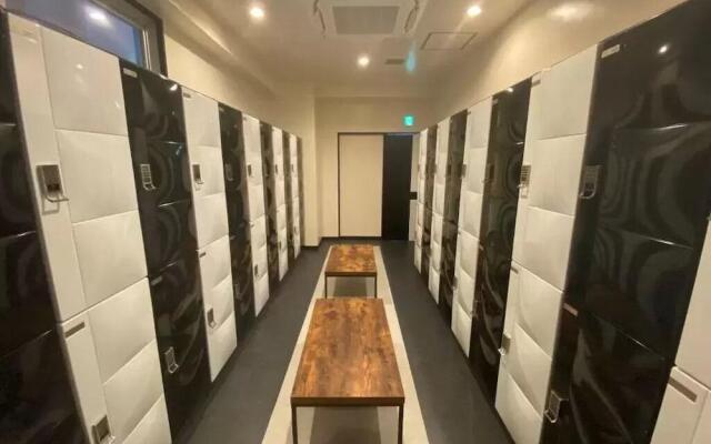 Capsule Hotel 2nd BOX