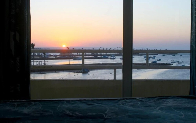 Boulevard Apartment Hotel