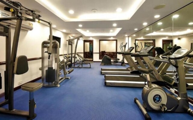 Park Square Hotel And Banquet