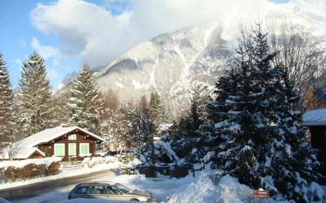 Chalet With 3 Bedrooms in Chamonix-mont-blanc, With Wonderful Mountain