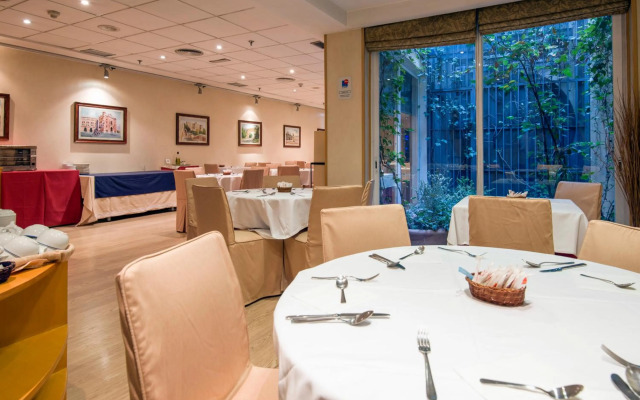Hotel Infanta Mercedes